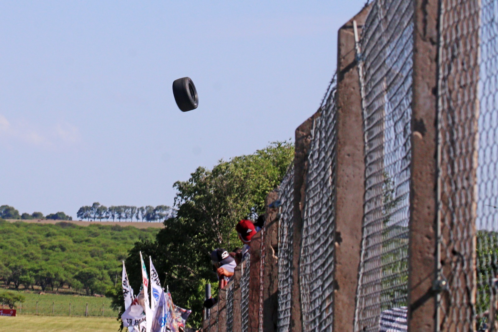 ¡De no creer! Londero sufrió un despiste en la clasificación del TC tras perder un neumático: WhatsApp Image 2023-11-11 at 18.44.27.jpeg